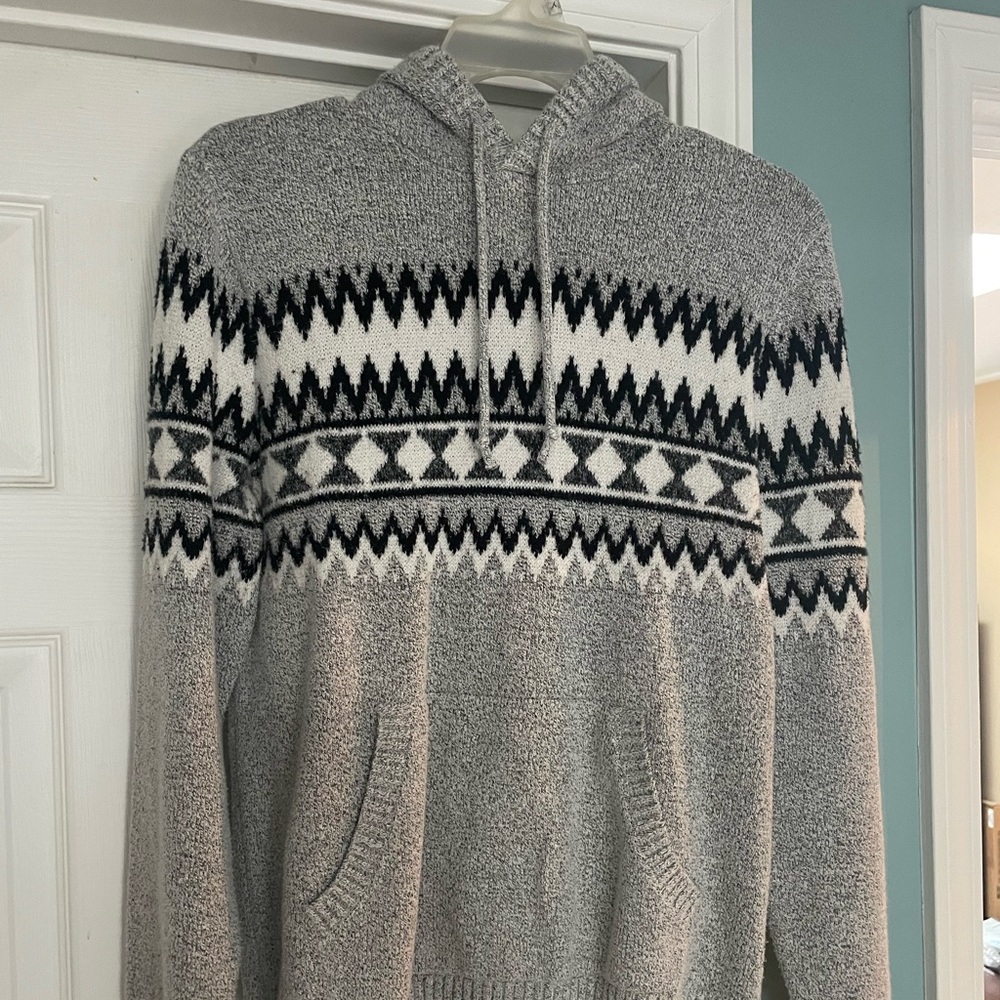 Gray Patterned Men's Sweater